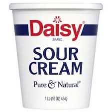 Daisy Pure &amp; Natural Sour Cream Tub, 16 oz